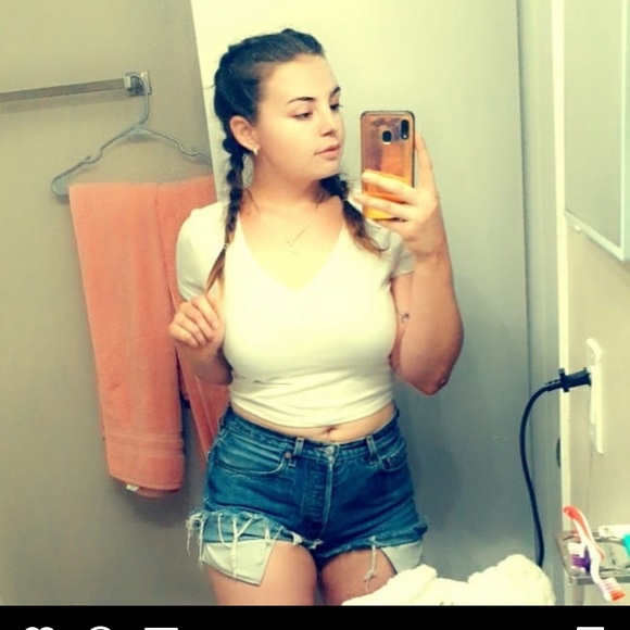 Meet your Posher, Rebecca - Picture 6 of 12